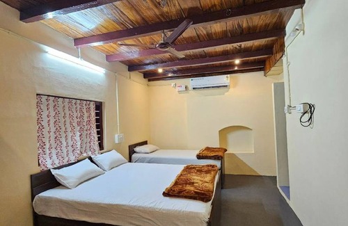 Chittur Villa | 1000 m² Villa ∙ 3 bedrooms ∙ 15 guests