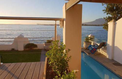 Strand Villa | 1000 m² Villa ∙ 4 bedrooms ∙ 8 guests