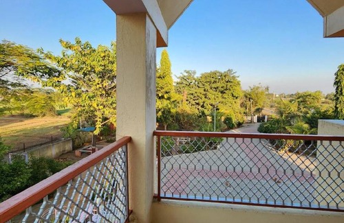 Gandhinagar Villa | 1000 m² Villa ∙ 4 bedrooms ∙ 8 guests
