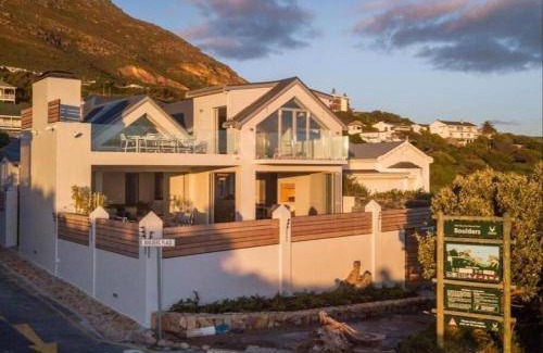 Simon's Town Villa | 1000 m² Villa ∙ 5 bedrooms ∙ 10 guests