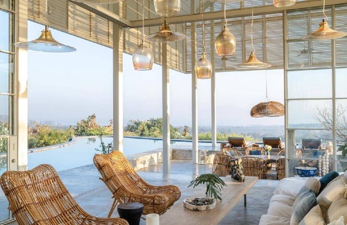 Alibaug Villa | 1000 m² Villa ∙ 5 bedrooms ∙ 12 guests