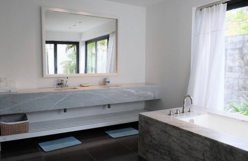 Phuoc Thuan Villa | 1000 m² Villa ∙ 5 bedrooms ∙ 9 guests