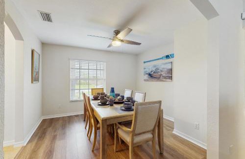 Trafalgar House | 1006 SW 8th Ct