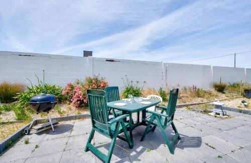 Plouneour-Brignogan-Plages Apartment | 100m de la plage - Appart avec jardin pour 5