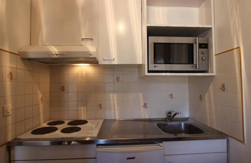 Val-Thorens Apartment | 100m from resort center, floor -1, view ski slopes, balcony, tv, 24m², Val Thorens