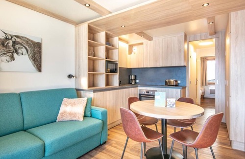 Doucy-Combelouviere Apartment | 100m from resort center, terrace, balcony, parking, tv, ski locker, 32m², Valmorel