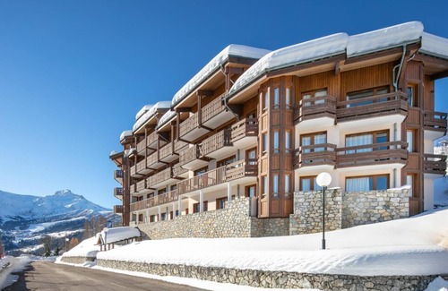 Doucy-Combelouviere Apartment | 100m from resort center, balcony, parking, tv, ski locker, 40m², Valmorel