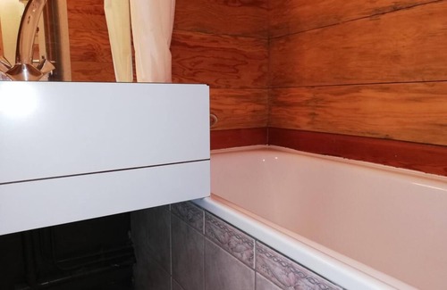 Les Avanchers-Valmorel Hotel | 100m from shops, 2nd floor, view mountain, balcony, tv, ski locker, 32m², Valmorel
