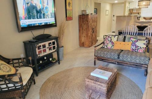 New Smyrna Beach Apartment | 101 - Caribbean décor and a few steps to pool