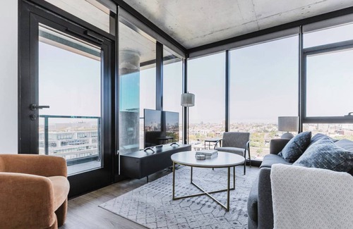 West Loop Apartment | 101 m² Apartment ∙ 2 bedrooms ∙ 4 guests