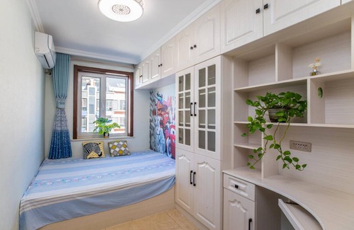 Shuangqiao District Apartment | 101 m² Apartment ∙ 3 bedrooms ∙ 6 guests