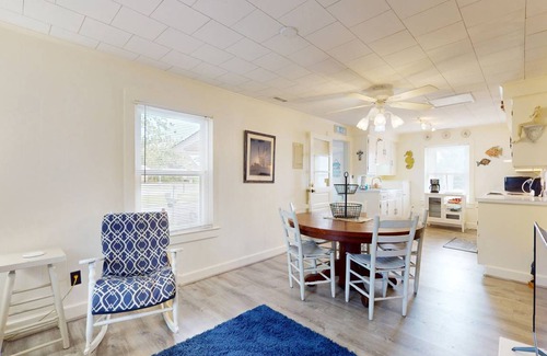 Shallotte House | 101 m² House ∙ 2 bedrooms ∙ 5 guests
