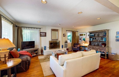 East Mesa House | 101 m² House ∙ 3 bedrooms ∙ 5 guests