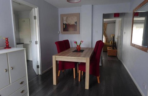 Dunstable House | 101 m² House ∙ 3 bedrooms ∙ 5 guests
