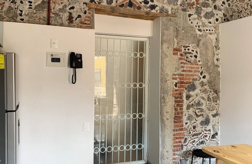 Historic Center Apartment | 101-Stay in the heart of the CDMX. Elegant apartment w/Air Conditioning