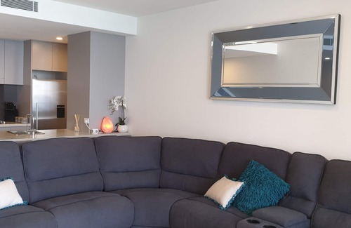 Newcastle Apartment | 1011 Arena Apartments