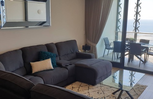 Newcastle Apartment | 1011 Arena Apartments