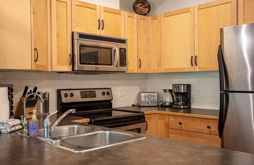 Canmore Condo | 102 - 101 Montane Road · Stunning condo w/Pool, Hot Tubs, Gym