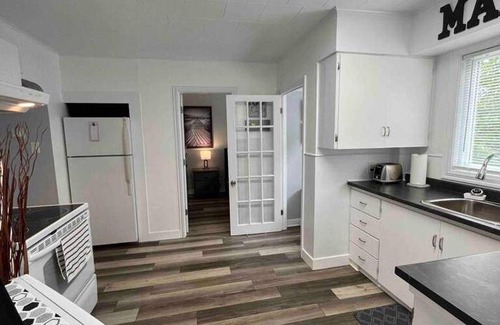 Downtown St. John's Apartment | 102 m² Apartment ∙ 3 bedrooms ∙ 6 guests
