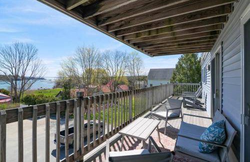 Southwest Harbor Apartment | 102 m² Apartment ∙ 2 bedrooms ∙ 6 guests