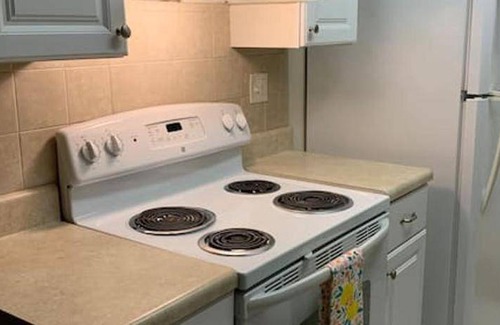 Pine Ridge Apartment | 102 m² Apartment ∙ 2 bedrooms ∙ 5 guests