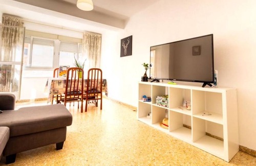 Ciutat Jardi Apartment | 102 m² Apartment ∙ 4 bedrooms ∙ 4 guests