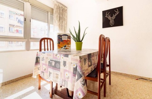 Ciutat Jardi Apartment | 102 m² Apartment ∙ 4 bedrooms ∙ 4 guests