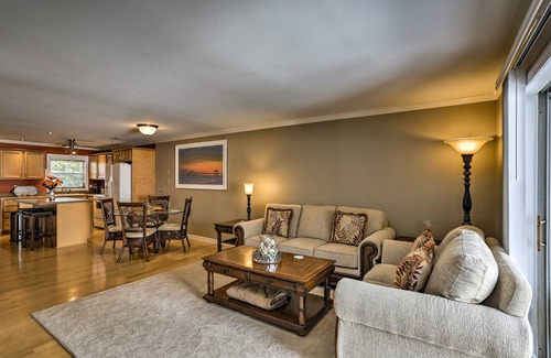 Cypress Lake Apartment | 102 m² Apartment ∙ 2 bedrooms ∙ 4 guests