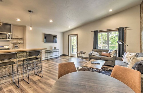 Elkhart Lake Apartment | 102 m² Apartment ∙ 3 bedrooms ∙ 9 guests