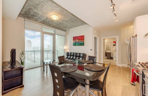 Second Ward Apartment | 102 m² Apartment ∙ 2 bedrooms ∙ 5 guests