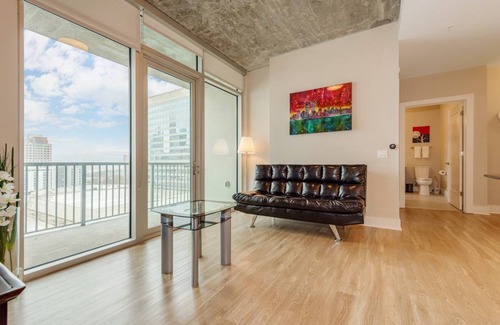Second Ward Apartment | 102 m² Apartment ∙ 2 bedrooms ∙ 5 guests