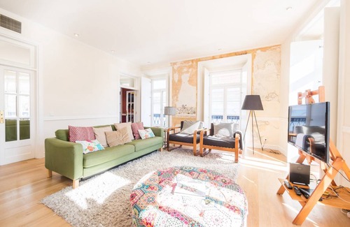 Encarnacao Apartment | 102 m² Apartment ∙ 1 bedroom ∙ 2 guests