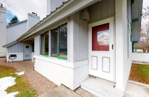Stowe Area Apartment | 102 m² Apartment ∙ 2 bedrooms ∙ 8 guests