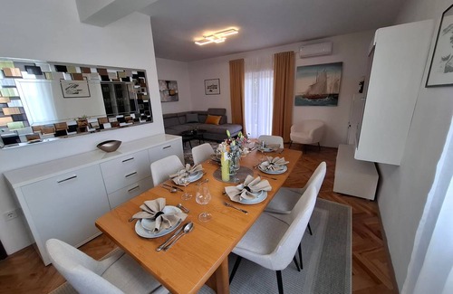Poljica Apartment | 102 m² Apartment ∙ 3 bedrooms ∙ 8 guests