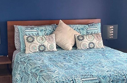 Cullen Bay Apartment | 102 m² Apartment ∙ 2 bedrooms ∙ 4 guests