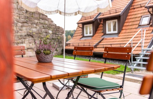 Altensteig Apartment | 102 m² Apartment ∙ 2 bedrooms ∙ 4 guests