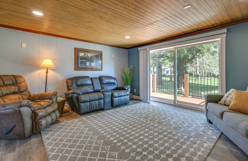 Lake Wissota Cottage | 102 m² Cabin ∙ 2 bedrooms ∙ 6 guests