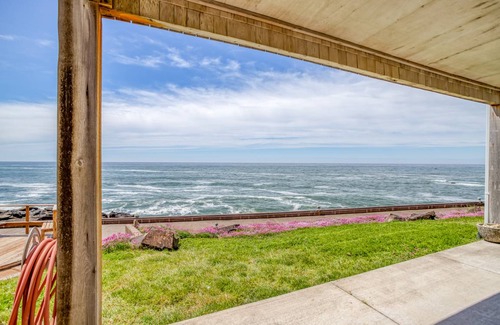 Depoe Bay Condo | 102 m² Condo ∙ 2 bedrooms ∙ 6 guests