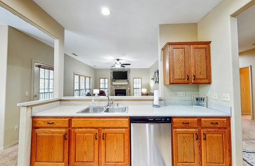 Branson West Condo | 102 m² Condo ∙ 2 bedrooms ∙ 6 guests