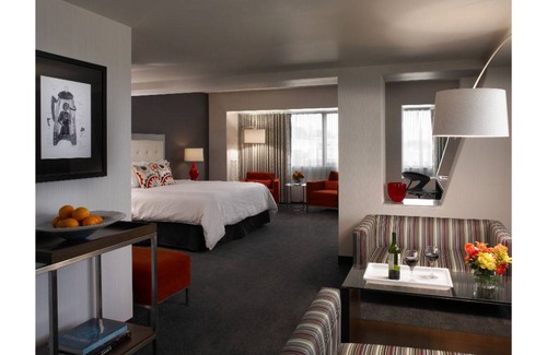 New Tacoma Hotel | 102 m² Hotel ∙ 1 bedroom ∙ 4 guests