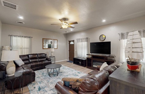 Kingston House | 102 m² House ∙ 2 bedrooms ∙ 5 guests