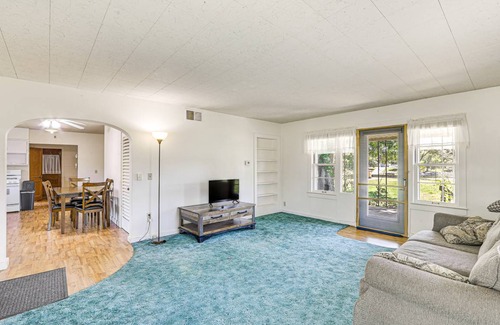 Sterling House | 102 m² House ∙ 2 bedrooms ∙ 4 guests