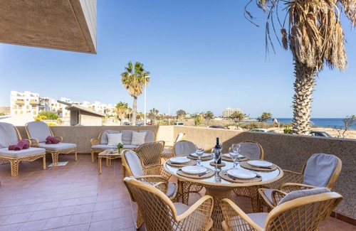 El Medano House | 102 m² House ∙ 3 bedrooms ∙ 6 guests