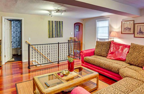 Golden Valley House | 102 m² House ∙ 3 bedrooms ∙ 5 guests