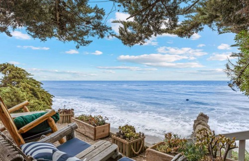Western Malibu House | 102 m² House ∙ 2 bedrooms ∙ 4 guests
