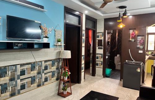 South West Apartment | 103 Cozy Flats Bnb 2 BHK Flat,Near Airport Delhi