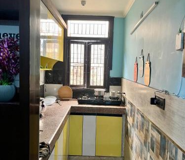South West Apartment | 103 Cozy Flats Bnb 2 BHK Flat,Near Airport Delhi