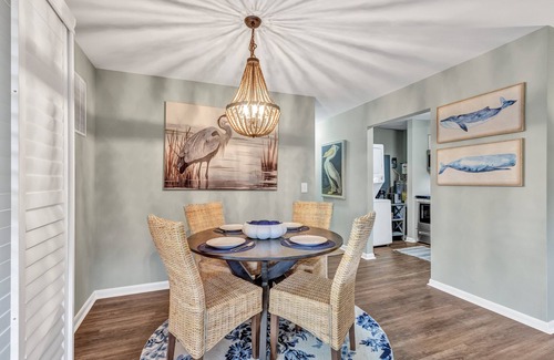 Hilton Head Condo | 103 Forest Gardens @ Forest Beach Near Coligny | Pool Access | 8 min walk to the Beach!