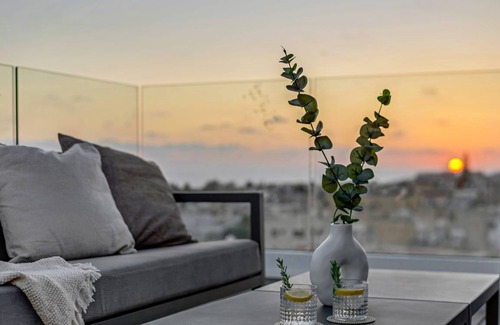 Paphos Apartment | 103 m² Apartment ∙ 3 bedrooms ∙ 6 guests