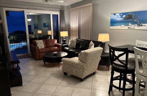 Palm Coast Condo | 103 m² Condo ∙ 2 bedrooms ∙ 6 guests